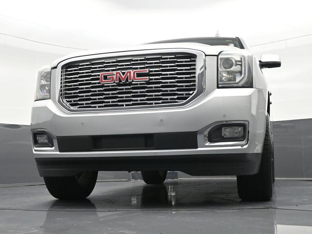 Used 2018 GMC Yukon Denali RWD image 32
