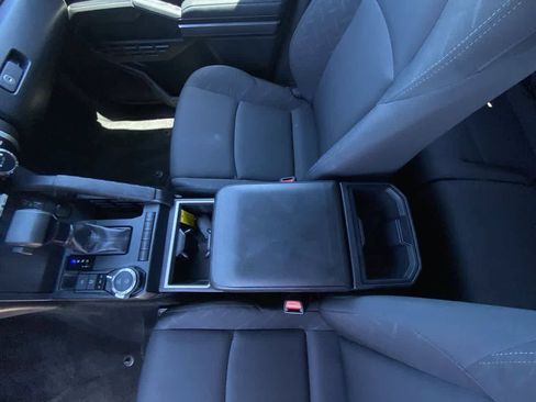 Certified 2024 Toyota Tacoma SR5 AWD/4WD image 20