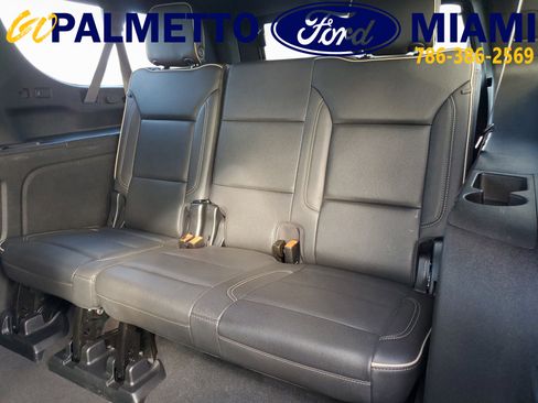 Used 2023 Chevrolet Suburban Premier image 13