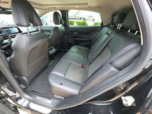 Used 2024 Nissan Ariya AWD image 24