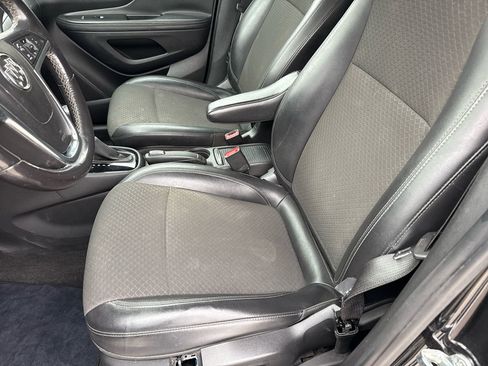 Used 2019 Buick Encore Preferred image 33