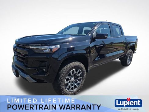 Used 2023 Chevrolet Colorado Z71 w/ Z71 Convenience Package 2 AWD/4WD image 9
