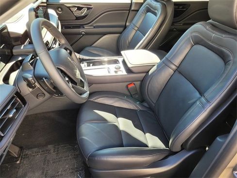 New 2025 Lincoln Aviator Reserve image 15