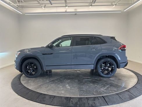 New 2026 Volkswagen Atlas Cross Sport SEL R-Line AWD/4WD image 5