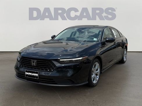 Certified 2023 Honda Accord LX image 3