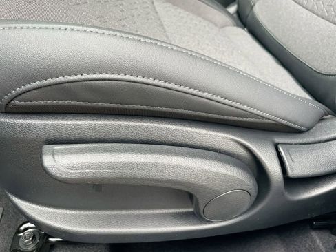 Used 2026 Kia Seltos S image 39