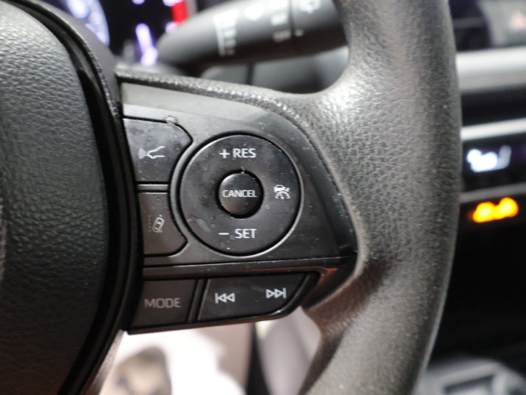 Used 2024 Toyota RAV4 LE AWD/4WD image 36