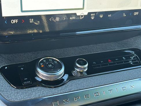 New 2026 Ford Expedition Tremor image 14