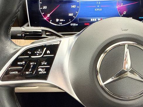 Certified 2023 Mercedes-Benz C 300 4MATIC Sedan image 11