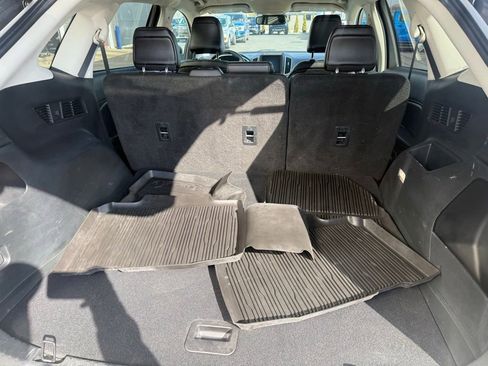 Used 2021 Ford Edge SEL image 16