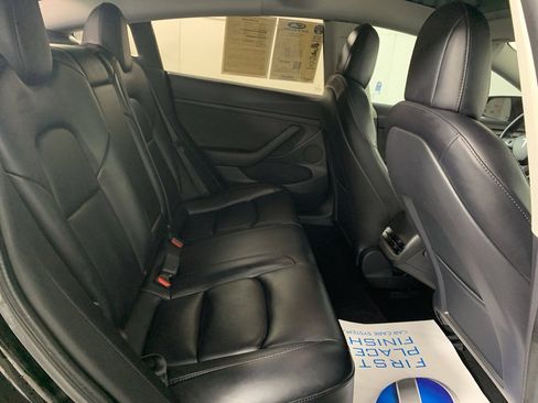 Used 2022 Tesla Model 3 Performance image 37