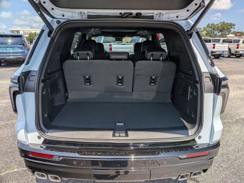 New 2026 Chevrolet Traverse RS FWD image 25
