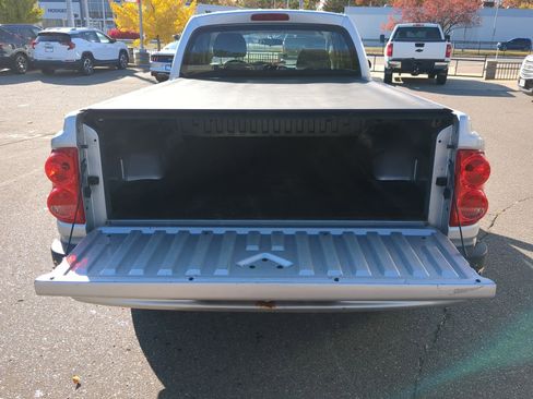 Used 2011 Dodge Dakota ST image 30