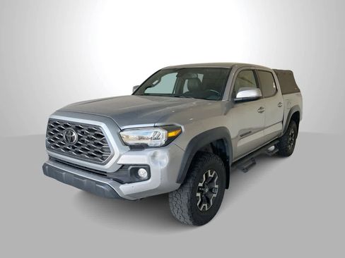 Used 2020 Toyota Tacoma TRD Off-Road w/ TRD Premium Off Road Package image 1