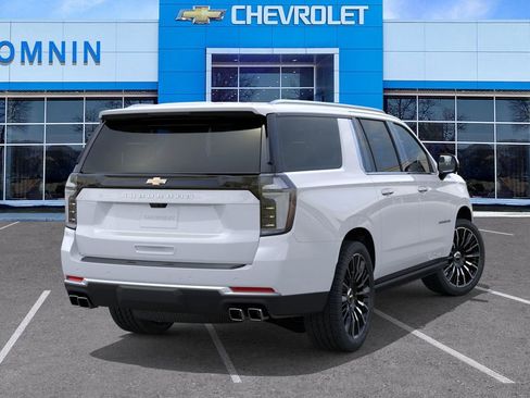 New 2026 Chevrolet Suburban High Country AWD/4WD image 5