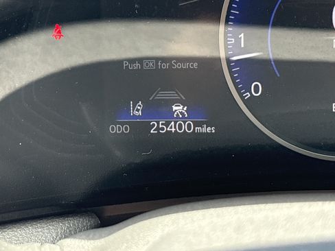 Used 2024 Lexus NX 250 FWD w/ Towing Package (2000 Lbs) image 22