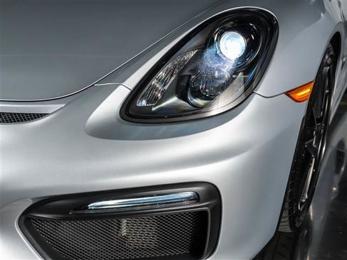Certified 2016 Porsche Boxster Spyder RWD image 20