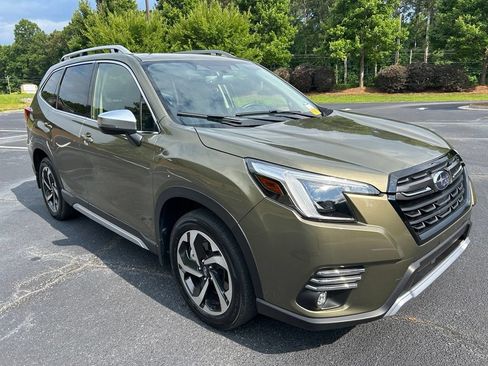 Used 2023 Subaru Forester Touring w/ Popular Package #2 AWD/4WD image 18