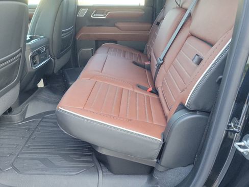 New 2026 GMC Sierra 3500 Denali Ultimate AWD/4WD image 12