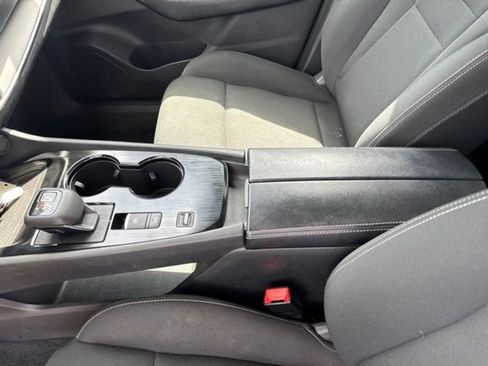 Used 2023 Nissan Rogue S FWD image 21