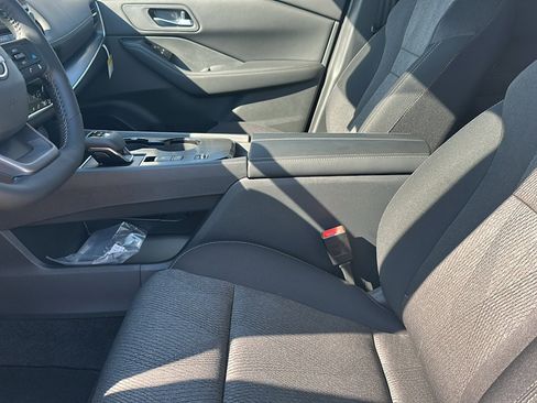 New 2026 Nissan Rogue SV w/ Cold Weather Package image 10