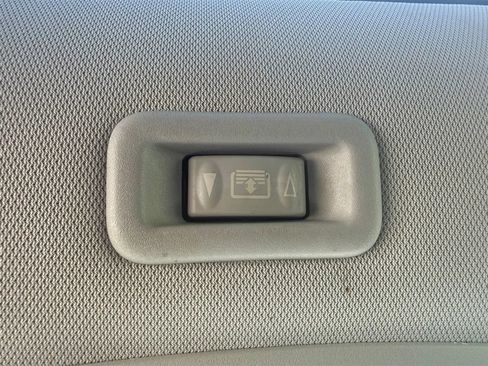 Used 2015 Nissan Pathfinder Platinum FWD image 25