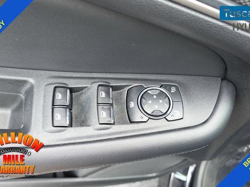 Used 2024 Ford Edge SEL AWD/4WD image 13