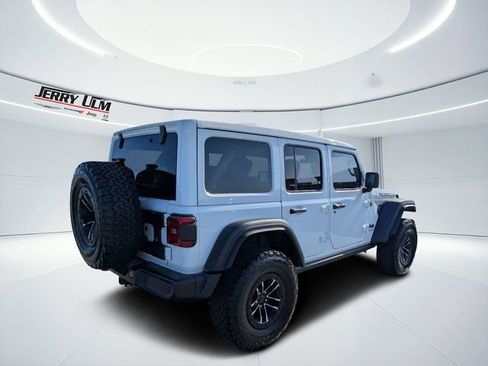 New 2026 Jeep Wrangler Unlimited Rubicon w/ Xtreme 35 Tire Package image 3
