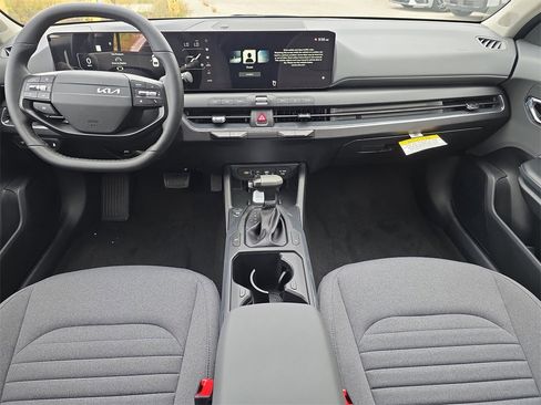 New 2025 Kia K4 EX image 14