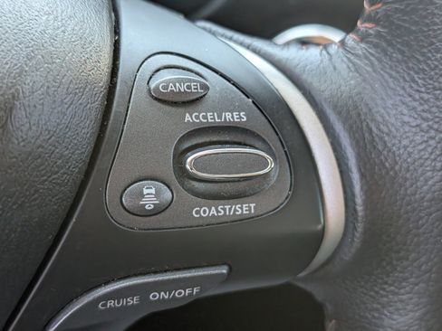 Used 2020 Nissan Pathfinder SV w/ Rock Creek Edition image 13