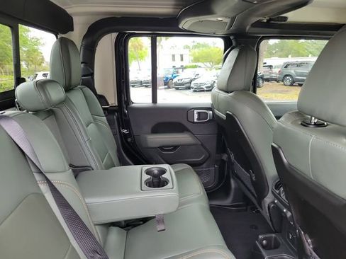 Used 2024 Jeep Gladiator Mojave w/ Safety Group image 28