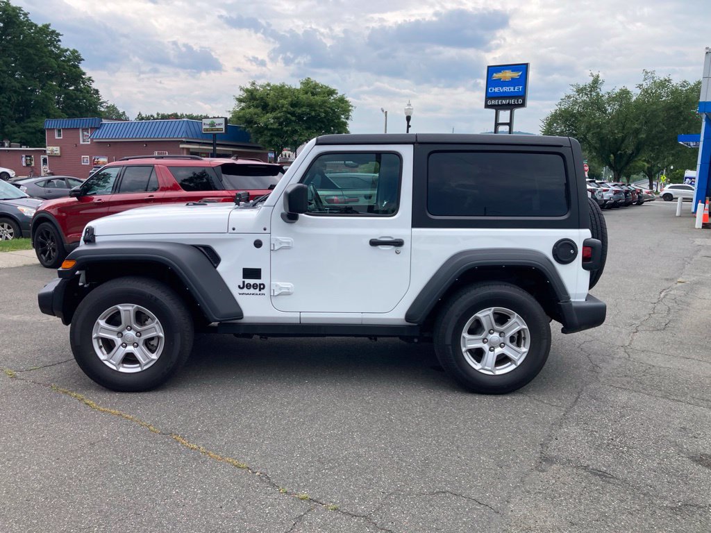 Used 2022 Jeep Wrangler Sport AWD/4WD image 18