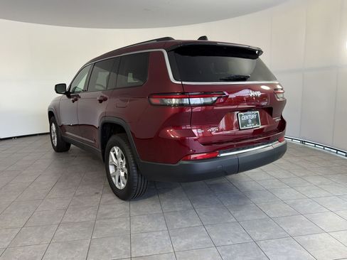 Used 2023 Jeep Grand Cherokee L Limited AWD/4WD image 3
