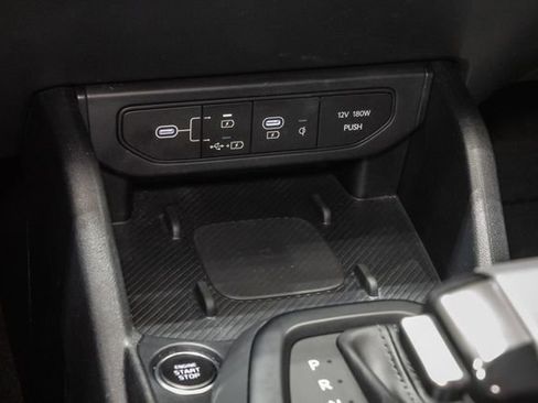 Used 2025 Kia K4 EX FWD image 19