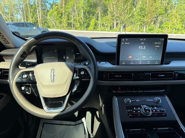 Used 2023 Lincoln Aviator Reserve RWD image 10