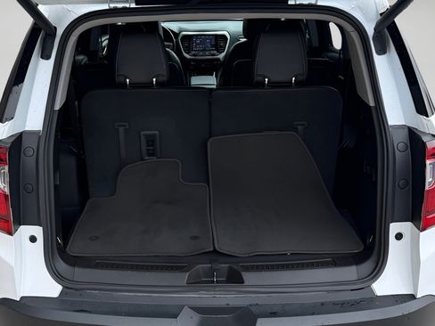 Used 2021 GMC Acadia SLT FWD image 24