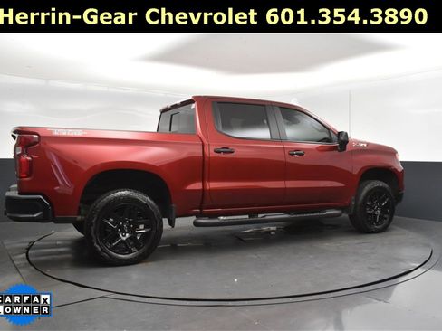 Used 2025 Chevrolet Silverado 1500 LT Trail Boss w/ Convenience Package II image 8