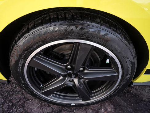 Used 2021 Ford Mustang Mach 1 RWD image 7