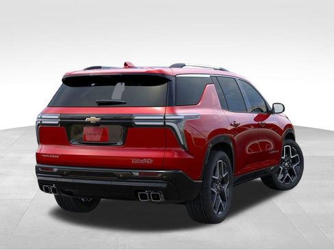 New 2026 Chevrolet Traverse High Country FWD image 4