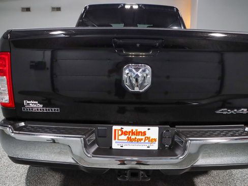 Used 2022 RAM 3500 Big Horn w/ Level A Equipment Group AWD/4WD image 8