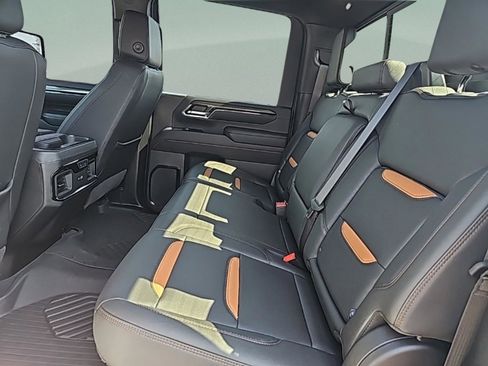 Used 2024 GMC Sierra 2500 AT4 w/ AT4 Premium Plus Package image 31