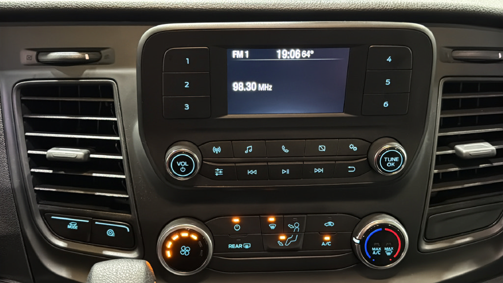 Used 2025 Ford Transit 350 XL AWD/4WD image 23