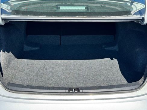 Used 2025 Toyota Corolla LE FWD image 32