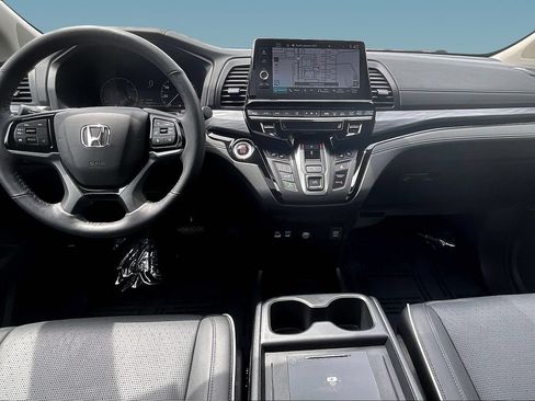 Used 2026 Honda Odyssey Elite image 7