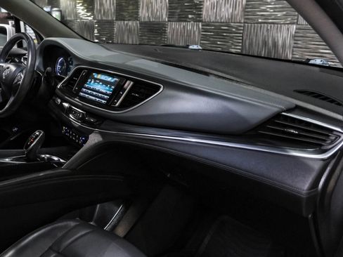 Used 2018 Buick Enclave Premium w/ Experience Buick Package image 15