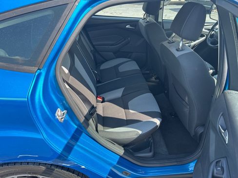 Used 2012 Ford Focus SE FWD image 12