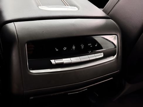 Used 2024 Cadillac Escalade V AWD/4WD image 22