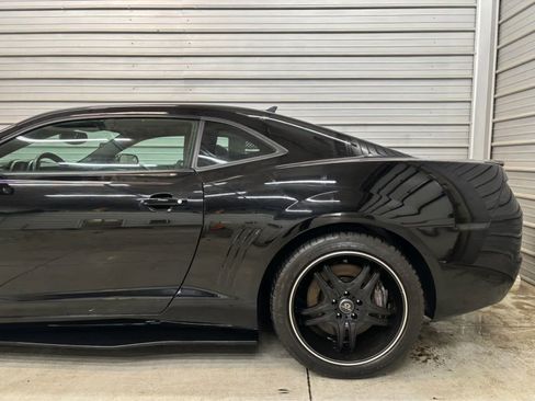 Used 2010 Chevrolet Camaro SS w/ RS Package RWD image 5