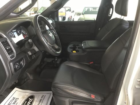 Used 2024 RAM 3500 Tradesman image 9