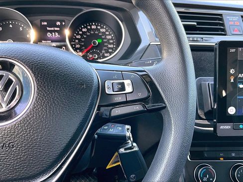 Used 2021 Volkswagen Tiguan S FWD image 19